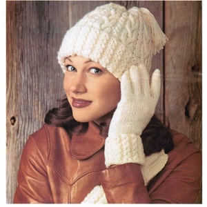 Cosy Cable-muts en handschoenen voor volwassenen PDF-patroon / Vintage Woman's aran-stijl muts en handschoenenpatroon / PDF-gebreide mutspatroon afbeelding 1