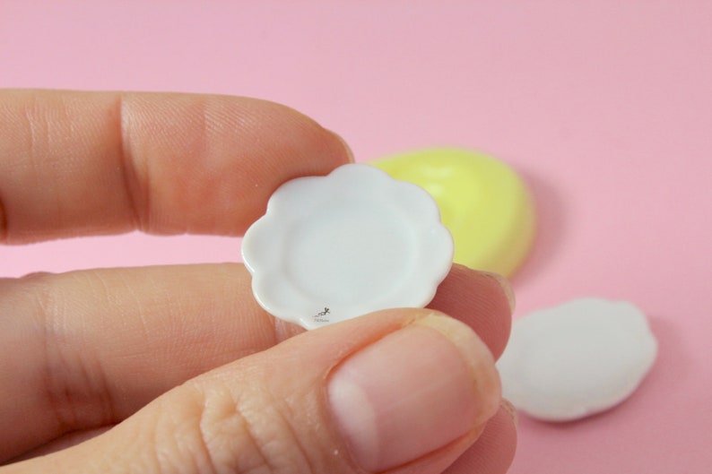 Plate Small Mold-Silicone Mold-Dollhouse Miniatures-Polymer Clay Mold-Fimo Mold-Jewelry Molds-Silicone Molds-Handmade-Made in Italy-ST520