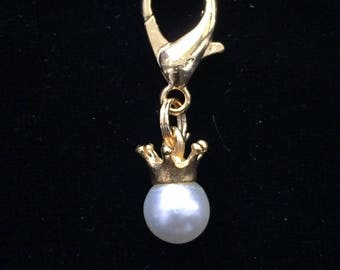 Crowned Pearl Bridle Charm. Crown Pearl Bridle Charm. Bridle Bling. Equestrian Bling Charm.