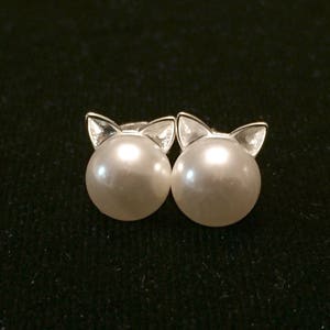 Cat Ears Pearl Stud Earrings. Cat Head Pearl Earrings. Cat Pearl Earrings.
