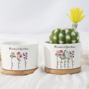 Custom Grandma's Garden Mini Plant Pot, Gift for Mom,Personalized Birth Flower Pots,Grandma Gifts,Outdoor Planter,gift for mom nana