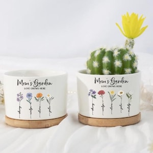 Mothers Day Plant Pot, Personalised Birth Flower Mini Pot, Grandma's Garden Pot for Mom Nanny, Perfect Gift for Her, Family Flower Plant Pot