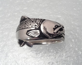 Chinook Salmon Ring in Silver