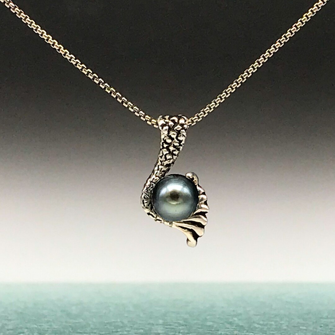 Pearl Mermaid Tail Pendant Necklace