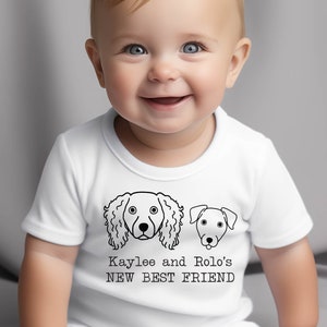 Neuer bester Freund-Bodysuit, geschützt durch Hund-Baby-Geschenk, personalisierter Hundename-Bodysuit, Hundename-Shirt, Babypartygeschenk, Neugeborenen-Babygeschenk