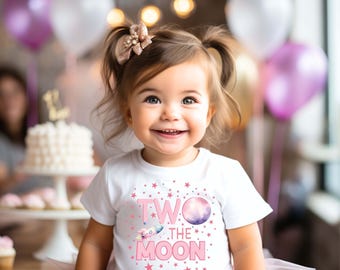 Zwei der Mond 2.Geburtstag Shirt Mädchen, Weltraum-Geburtstags-Outfit, Weltraum Zweiter Geburtstag Top, zum Mond Party Thema