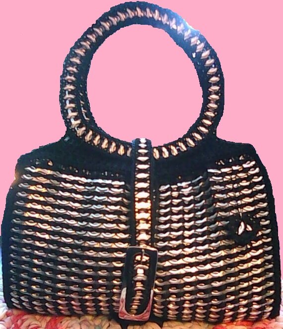 crochet pop tab purse pattern