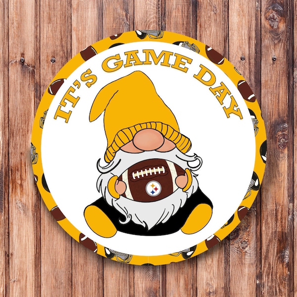 Game Day Gnome_Black and Gold Wreath Sign