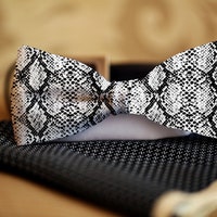 mens snakeskin tie