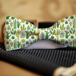 Cactus Bow Tie