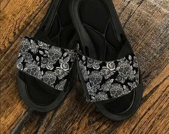 Skulls and Roses Slides_customize these slides anyway you would like