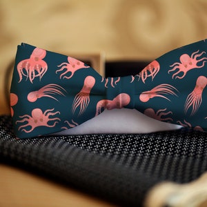 Octupus Bow Tie