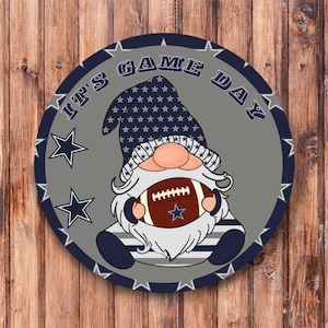 Game Day Gnome_Blue and Silver Wreath Sign