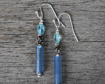 Pendientes de cuentas Aggry con aguamarina y plata de Sri Lanka
