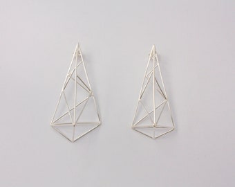 Silver earrings. Little geometric earrings. Asymmetric earrings with clasp. Lineal structure abstract geometric shape. Polished silver