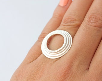 Circles ring. Silver ring. Big minimalist ring. Gorgeous silver ring. Organic shape. Rounded, irregular. Plane and comfortable ring