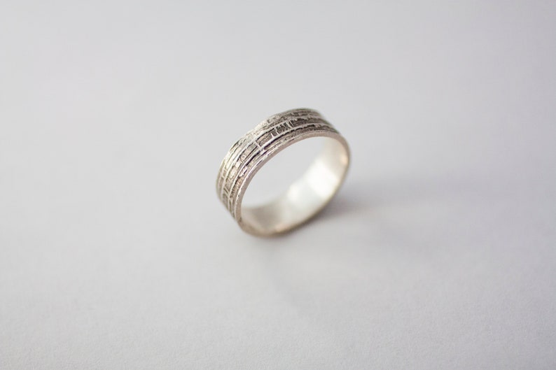 Palm tree trunk silver ring Horizontal stripes texture silver ring Organic ring Ring unisex old silver Comfortable silver wedding ring