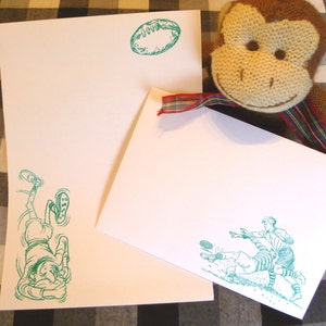 Juego de escritura de cartas de rugby - Papel de escritura de rugby con sobres premium a juego - Juego de papelería de rugby - Regalo de regalo de papel deportivo