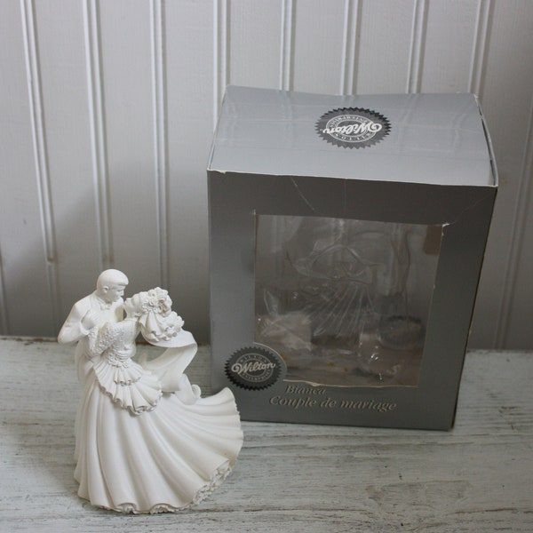 Vintage Wilton Wedding Cake Topper, Polished White Resin, Biana Groom and Bride, 1998 Wilton
