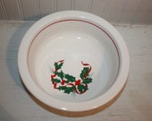 Homer Laughlin Fiesta Ware Christmas Bowl, White Serving Bowl with Green and Red Holly and Ribbon