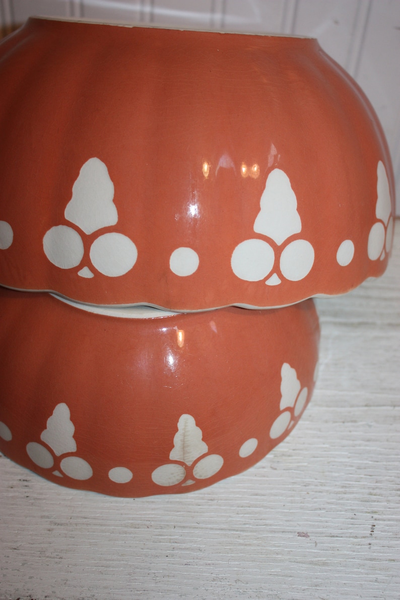Three Antique Coral Villeroy and Boch Dresden Saxony Nesting Bowls #6767 Number 2 3 and 4 Bowls