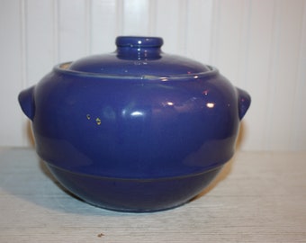 Vintage USA Blue Pottery Bean Pot with Lid, Blue Stoneware Pottery Crock, Kitchen Pottery