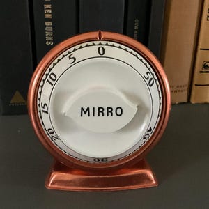 Mid Century Working Mirror Atomic Style Kitchen Timer with Hand Turn Dial