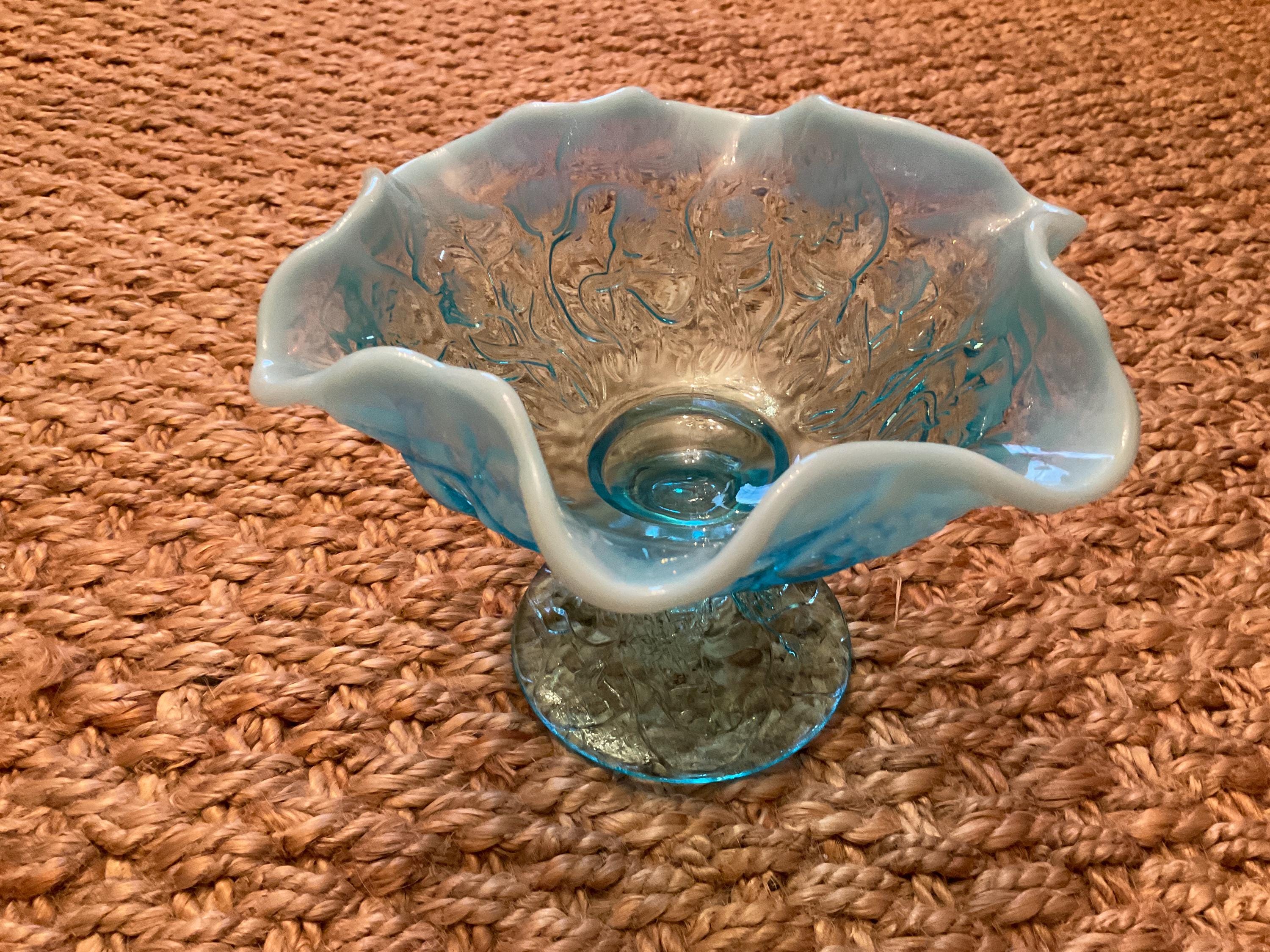 ヴィンテージ フェントン アクア ウォーターリリー フリルエッジ