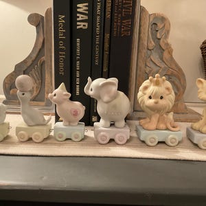 Vintage Precious Moments Enesco Birthday Train Animal Figurines, 6 Pieces, Ages 1, 2, 3, 4, 5, 7, Precious Moments Animal Birthday Pieces