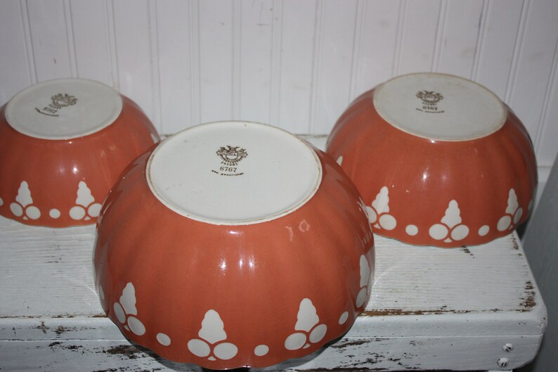 Three Antique Coral Villeroy and Boch Dresden Saxony Nesting Bowls #6767 Number 2 3 and 4 Bowls