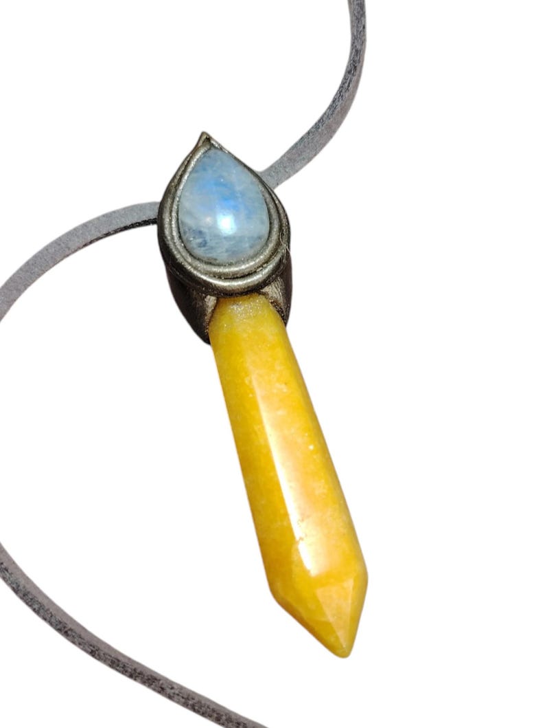 Love Live Sunshine. Golden Healer Quartz Pendant. Golden Yellow Labradorite Necklace Moonstone Jewelry w moonstone