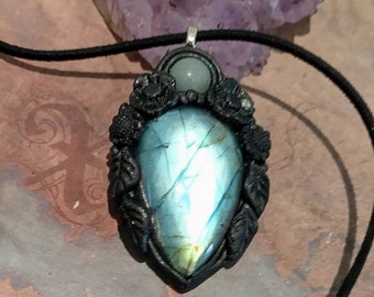 Soul Retrieval Necklace Shaman Jewelry with Rainbow Labradorite Pendant. The way of the shaman healer tools. Shamanic Healing Jewelry