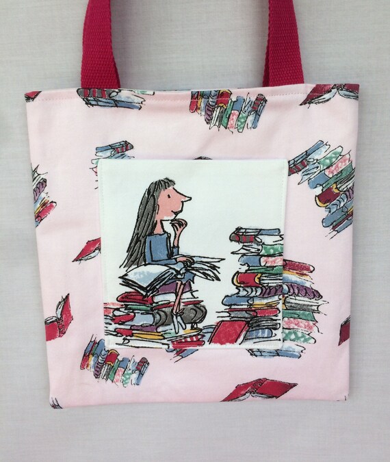 small tote bags with pockets