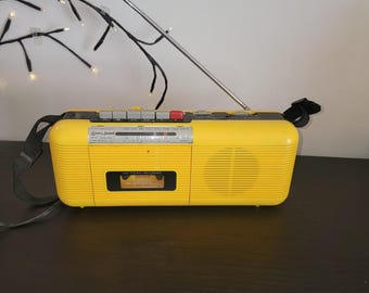 Nishika N8000 3D Lenticular Camera Twin Light 3010 Camera Case NOS