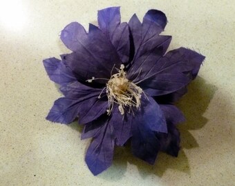 Flor de tela para el pelo
