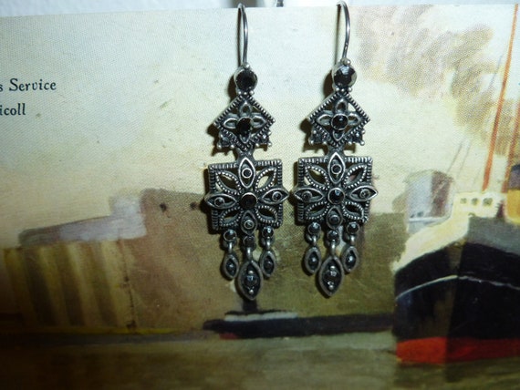 A Beautiful Pair Of Vintage Style Marcasite Earri… - image 3