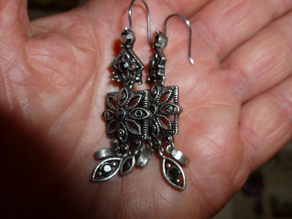 A Beautiful Pair Of Vintage Style Marcasite Earri… - image 5