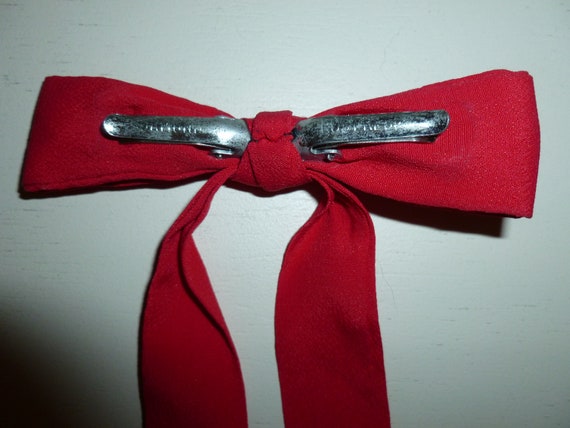 A Fun Vintage "Seasons Greetings" Bow Tie From Th… - image 7
