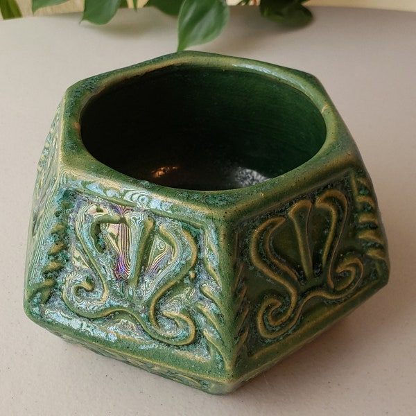 Vintage Green Earthenware 6-Sided Hexagon Flower Pot