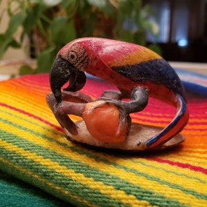Vintage Colorful Miniature Carved Parrot from Coconut Shell  ***FREE SHIPPING***