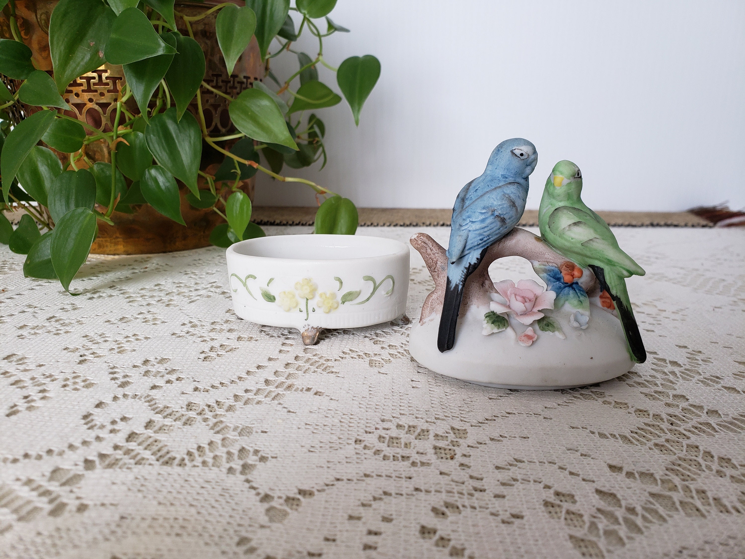 漆器 印籠 大小セット 母貝装飾 Vintage Ceramic Oval Bisque Ring Holder - Trinket Box