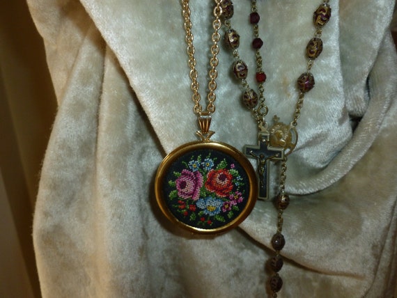 Avon locket best sale necklace