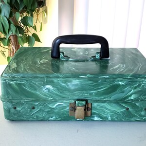 Vintage 1950's Green Marbled Melamine Plastic Tackle Box 
