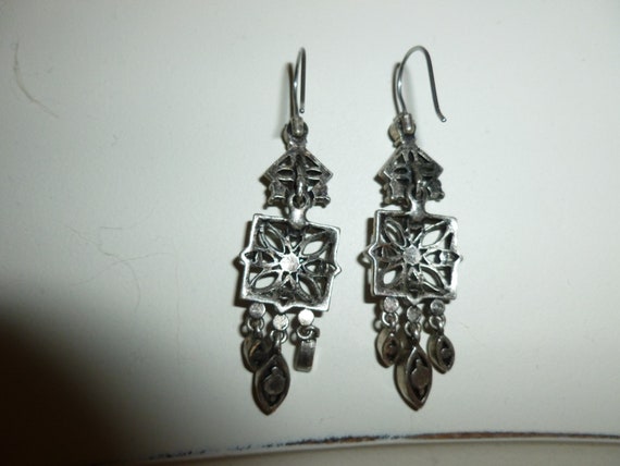 A Beautiful Pair Of Vintage Style Marcasite Earri… - image 10