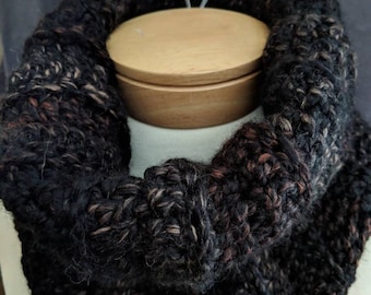 Warm Wool Cowl, Handmade Wool Cowl, Winter Scarf, Wool Infinity Scarf, Crocheted Chunky Snood, Manitoba Made, Etsy Canada - DUBLIN COWL