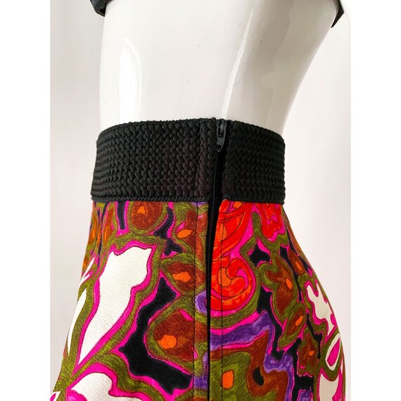 70s Vintage Psychedelic Floral A-line Maxi Skirt - image 5