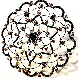 Amber and Black Star of David Women&#39;s Beaded Wire Kippah