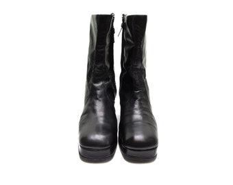 vintage 70s platform boots hippie boots 70s 60s mod go go boots black square toe chunky high heel boot rocker avant garde goth RARE 7 1/2 !!