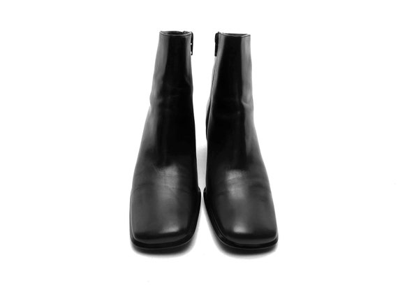 Black 90s sQuaRe toe booTs Made in ITaLY Designer… - image 7