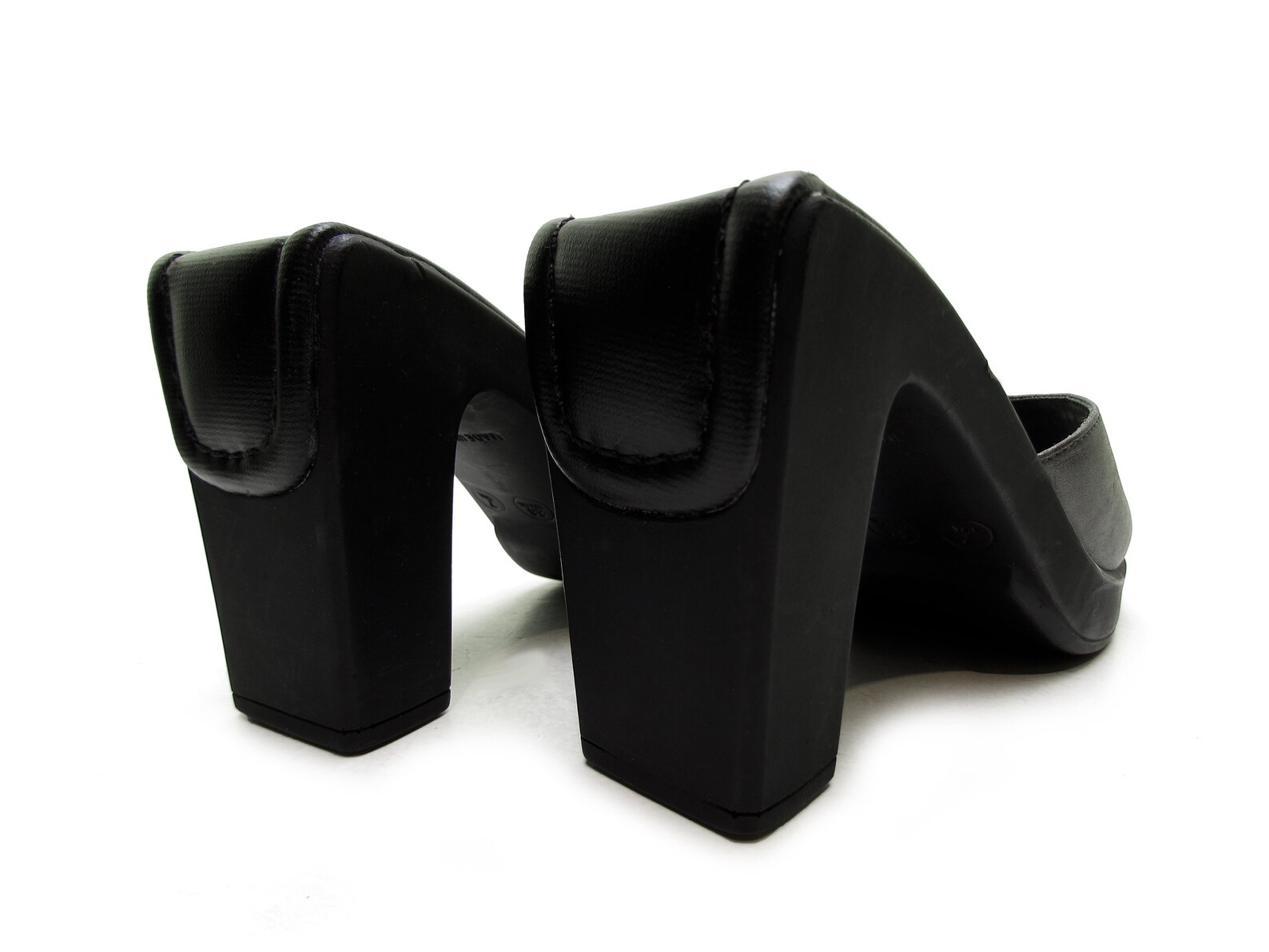 90s square heels
